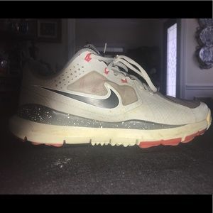 Tiger Woods Mens 9.5 Leather Golf Shoes